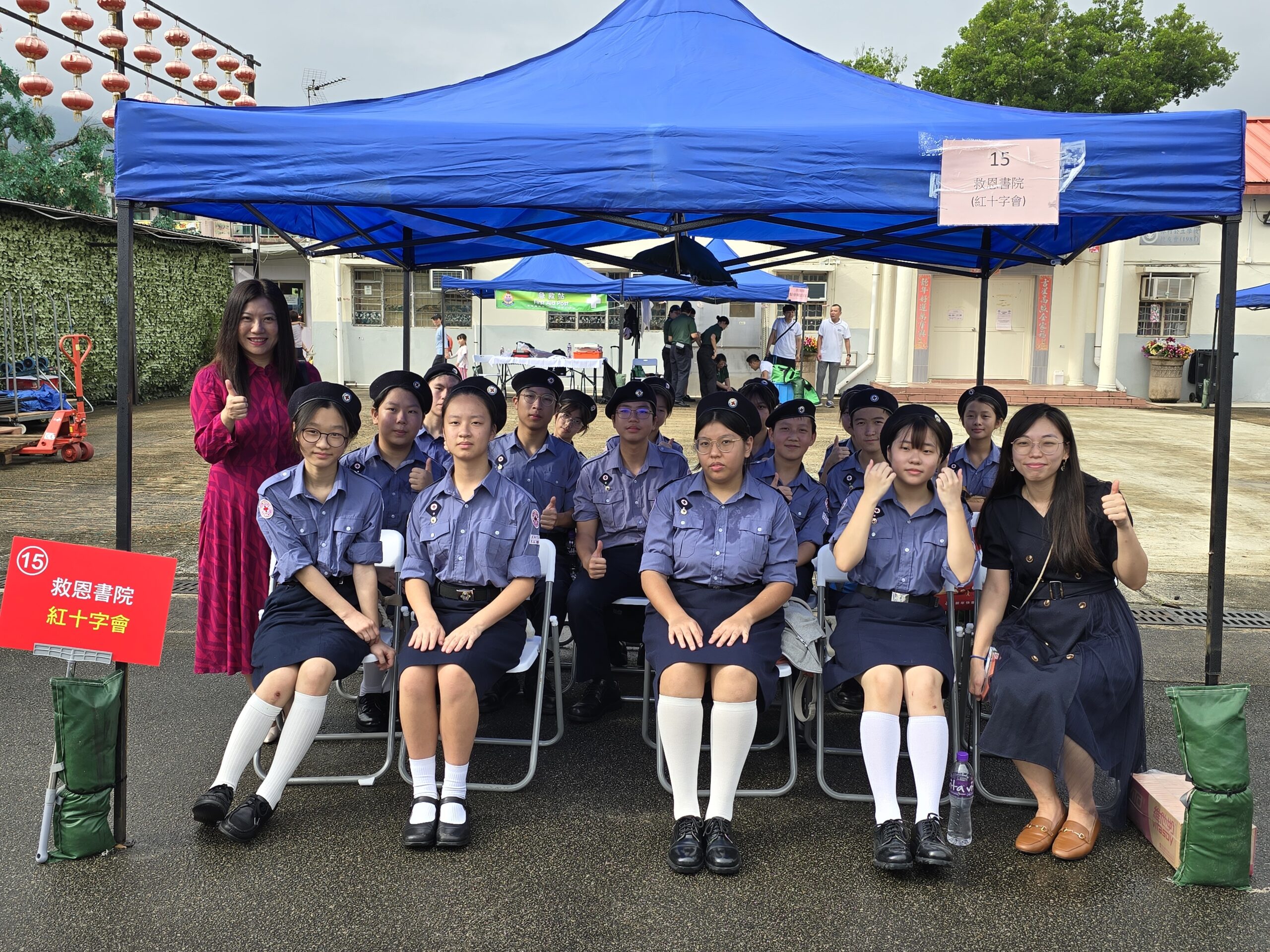 生活-奶龍無人機表演-國慶75周年-林村升旗